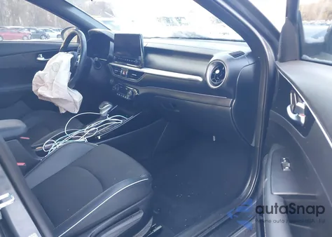 2023 Kia Forte Gt-Line из США, поврежденный, VIN 3KPF54AD3PE520859